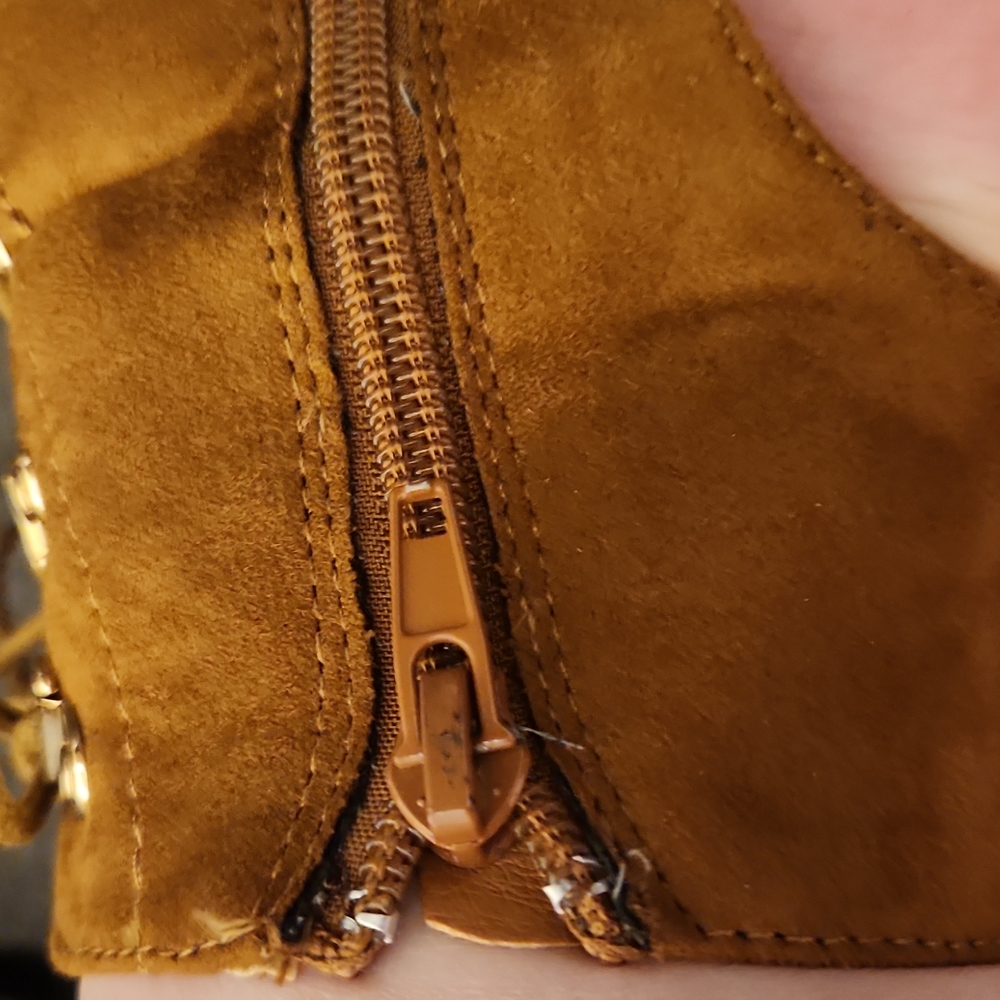 BellaMarie Tan heels - Picture 4 of 6